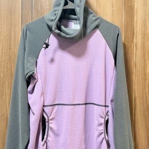 Women's Melanzana hoodie.